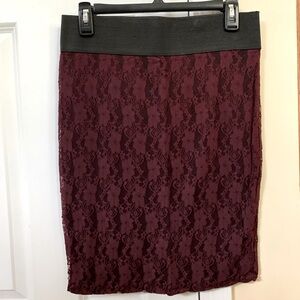 Brooklyn Industries burgundy lace skirt size M